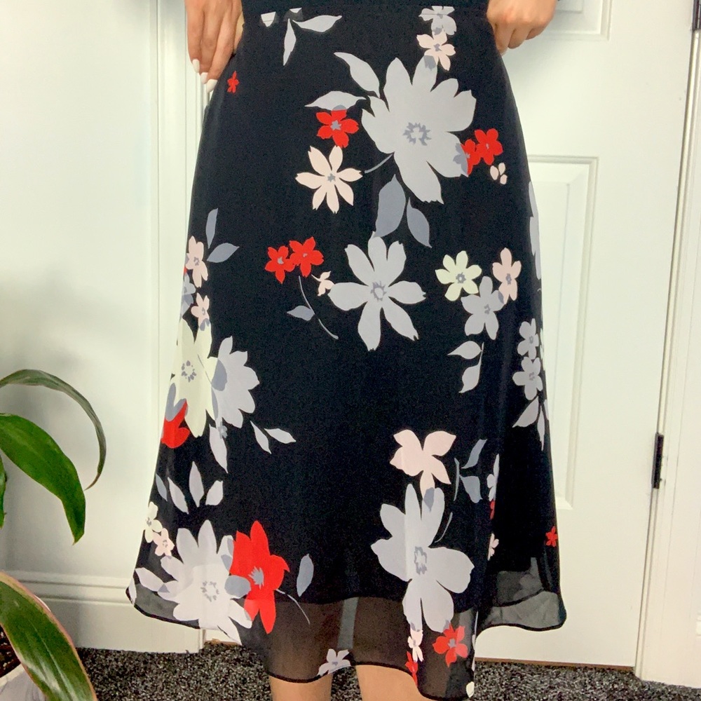 Floral summer/spring skirt for work or play